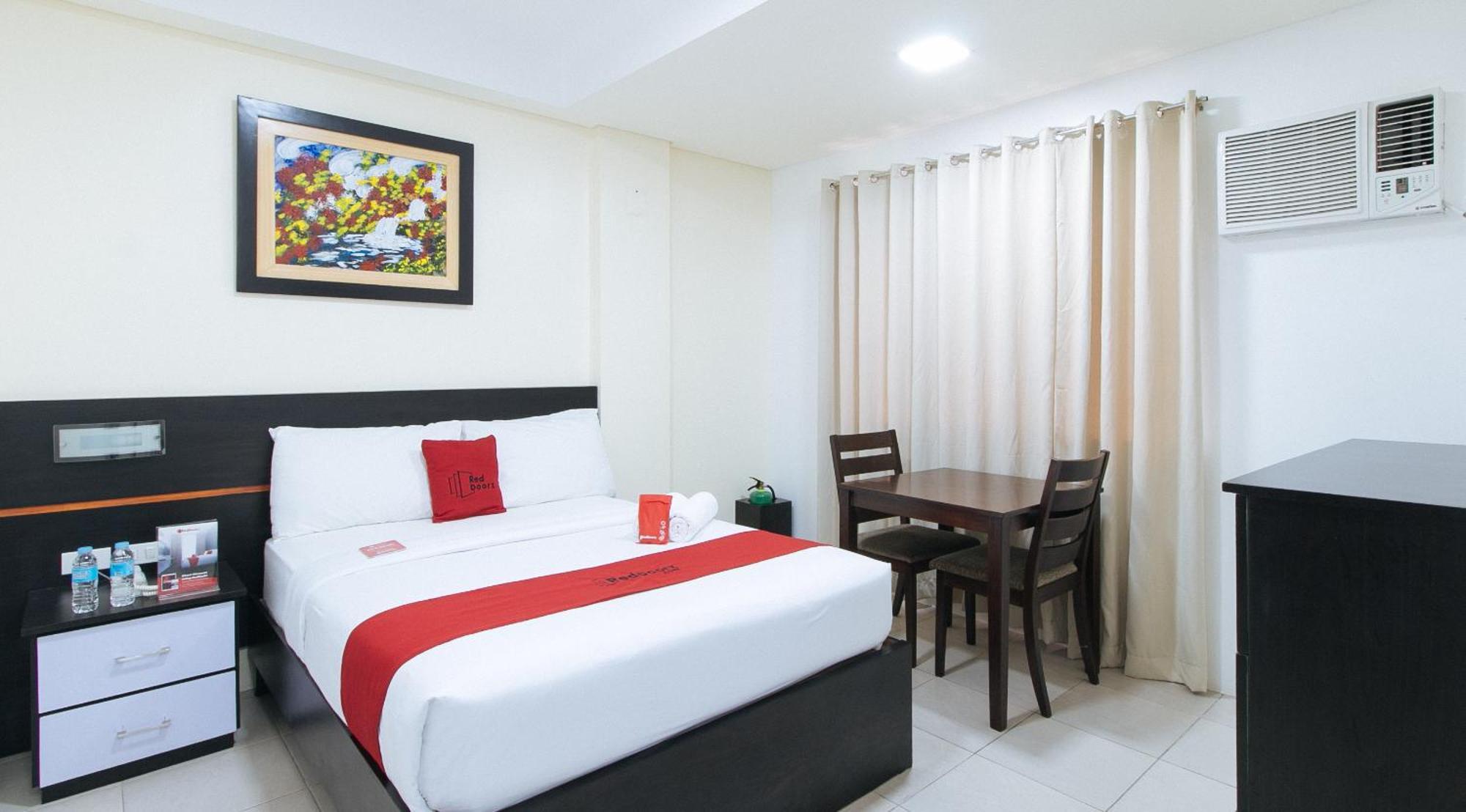 Reddoorz Plus At Evangelista Street Makati San Pedro Makati Exterior foto