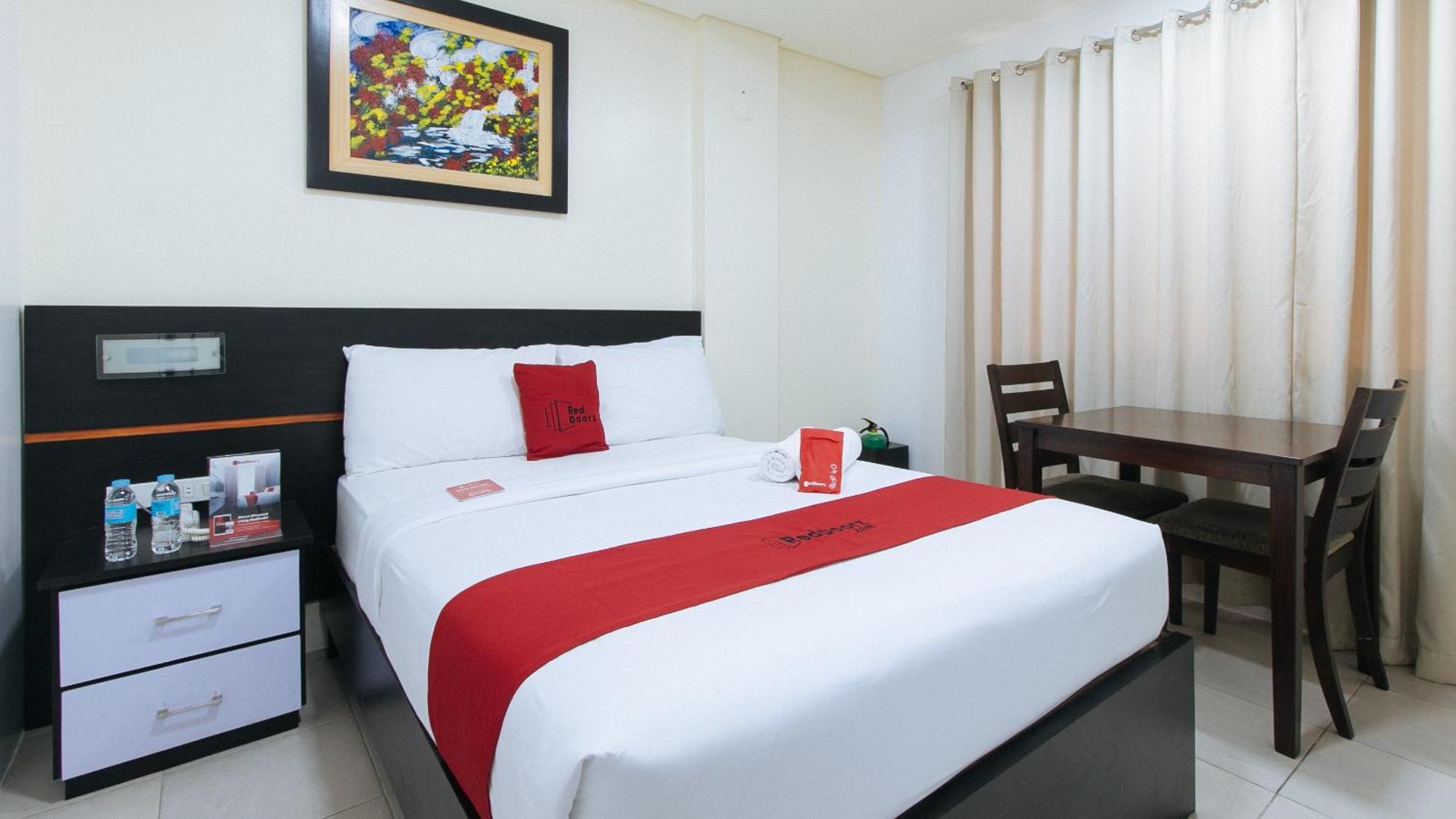 Reddoorz Plus At Evangelista Street Makati San Pedro Makati Exterior foto