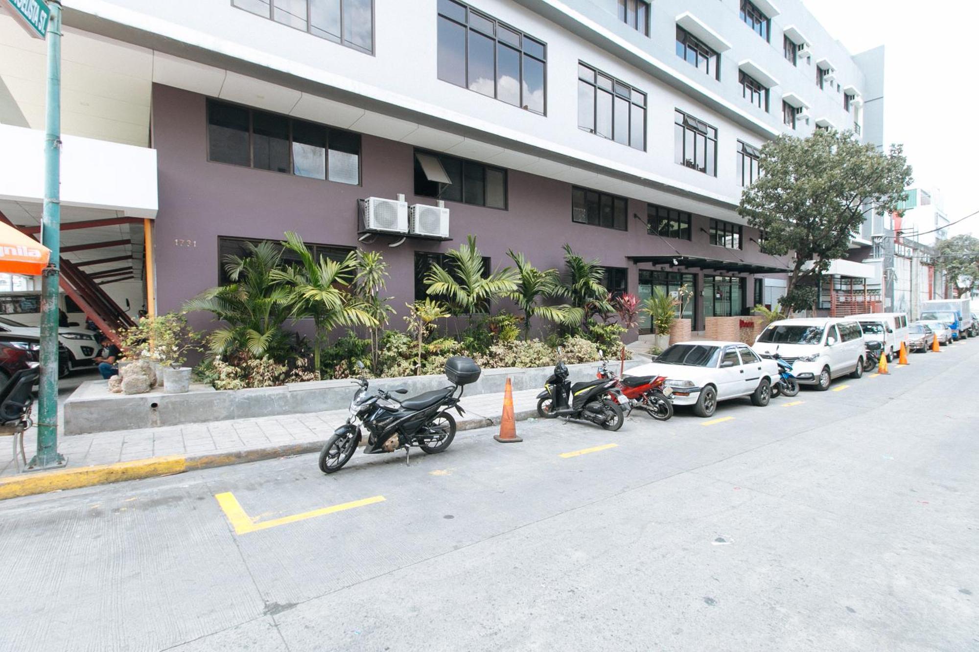 Reddoorz Plus At Evangelista Street Makati San Pedro Makati Exterior foto