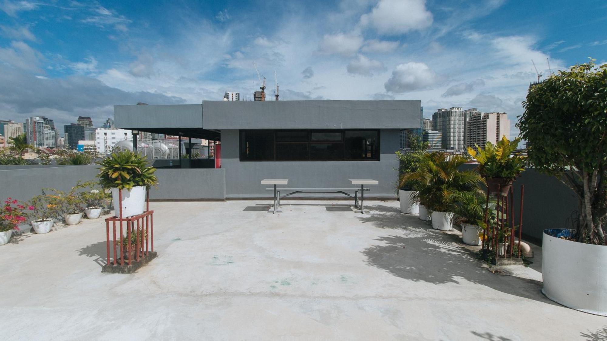 Reddoorz Plus At Evangelista Street Makati San Pedro Makati Exterior foto